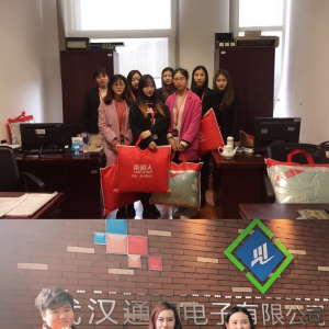 三月如歌四月如你，2019年，女神节快乐！